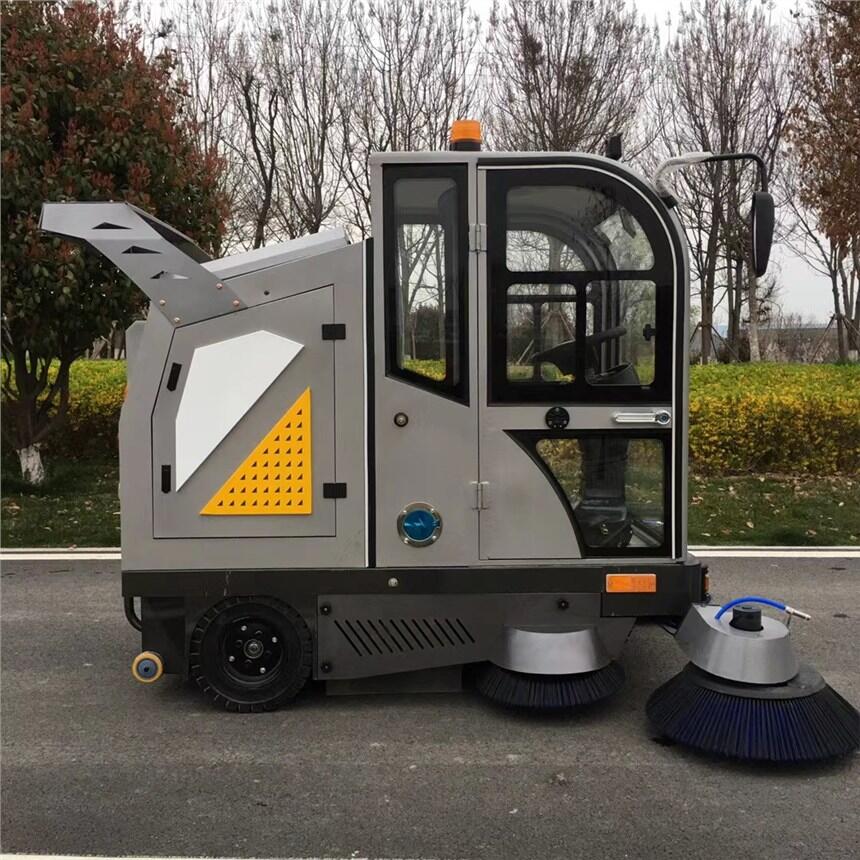 電動(dòng)智能駕駛式清掃車JC2200  海寧新材料工廠灰塵掃地機(jī)供應(yīng)商