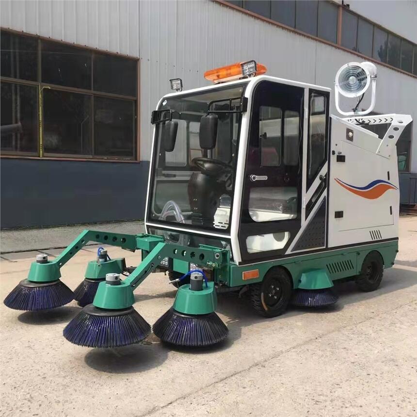 七刷駕駛式清掃車JC3000  海寧機(jī)場(chǎng)車站服務(wù)區(qū)掃地車多少錢